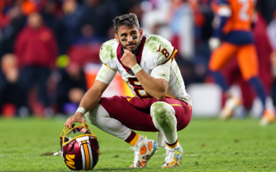 Commanders quarterback Marcus Mariota during an NFL game